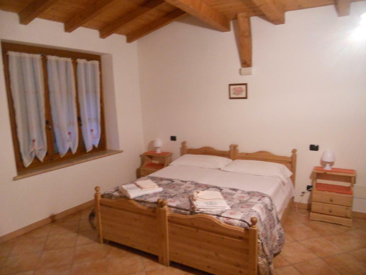 Agriturismo Lusani Caprino Veronese Exterior photo